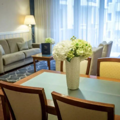 Queen's Court Hotel &Residence 5* Люкс с различными типами кроватей фото 9
