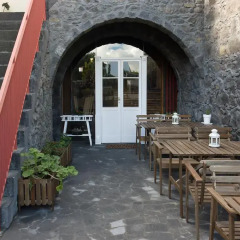 Отель Azorean Urban Lodge Португалия, Понта-Делгада - отзывы, цены и фото номеров - забронировать отель Azorean Urban Lodge онлайн развлечения