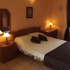 Апартаменты Pefka Studios & Apartments комната для гостей фото 4