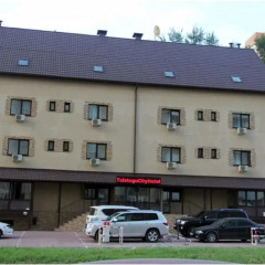 Гостиница Tolstogo City парковка