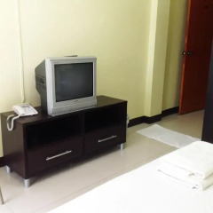 Отель BR Guest House Pattaya 2* Улучшенный номер с различными типами кроватей фото 6