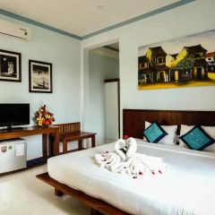 Отель Hoi An Holiday Villa 3* Улучшенный номер с различными типами кроватей фото 5