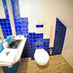 World Hostel Стандартный номер с разными типами кроватей фото 7