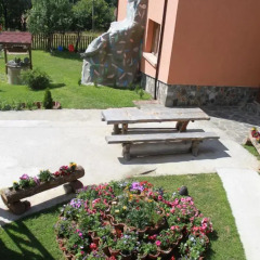 Отель Shishkovi Guesthouse Чепеларе фото 4