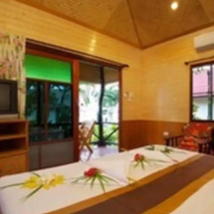 Отель Bow Thong Beach Resort 3* Бунгало Делюкс с различными типами кроватей