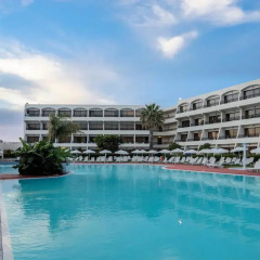 smartline Cosmopolitan Hotel бассейн фото 3