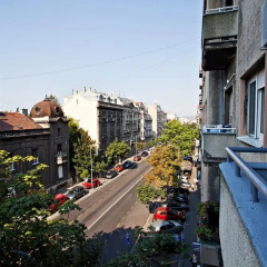 Отель Feel Belgrade Downtown Apartments Сербия, Белград - отзывы, цены и фото номеров - забронировать отель Feel Belgrade Downtown Apartments онлайн балкон