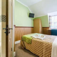Gower House Hotel 3* Стандартный номер с двуспальной кроватью фото 11
