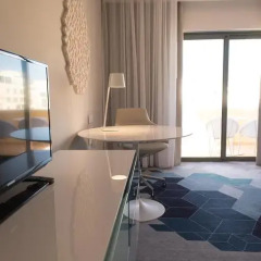 Отель Hilton Malta 5* Номер Делюкс с различными типами кроватей фото 9