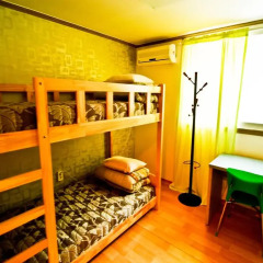Отель Kimchee Hongdae Guesthouse Стандартный номер с 2 отдельными кроватями