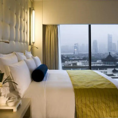 Renaissance Shanghai Yu Garden Hotel 4* Люкс с различными типами кроватей