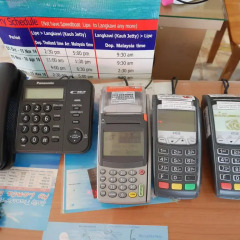At Pier Hostel Lanta банкомат