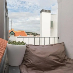 Отель Chiado Arty flats 4* Улучшенный люкс с различными типами кроватей фото 12