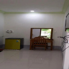 Отель Mya Kyun Nadi Motel 2* Улучшенный номер с различными типами кроватей