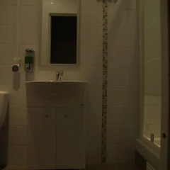 Breeze Hostel Кровать в общем номере с двухъярусной кроватью фото 8