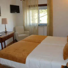 Hotel Louro 3* Стандартный номер двуспальная кровать фото 8