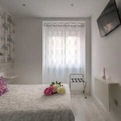 Отель Hostal Met Madrid Стандартный номер с двуспальной кроватью фото 11