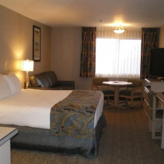 Shilo Inn Suites Hotel - Nampa Suites - Idaho 2* Стандартный номер с различными типами кроватей фото 2
