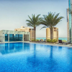 Отель Key One Homes Botanica Tower бассейн фото 2