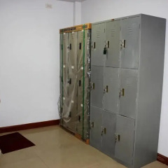Home Base Hostel Adults Only Бангкок сейф в номере