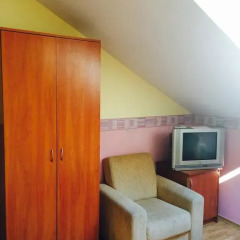 Гостиница Guest House Briz Стандартный номер с 2 отдельными кроватями фото 7