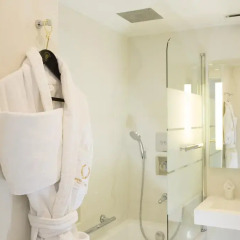 Отель Académie Hôtel Saint Germain Франция, Париж - отзывы, цены и фото номеров - забронировать отель Académie Hôtel Saint Germain онлайн ванная