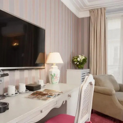 Отель Hôtel Louvre Montana 4* Стандартный номер с различными типами кроватей фото 4