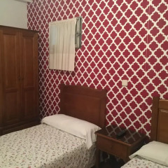 Отель Hostal Los Perales Стандартный номер с 2 отдельными кроватями фото 2