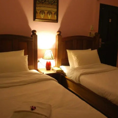 Отель Baan Sutra Guesthouse 3* Стандартный номер с 2 отдельными кроватями фото 2