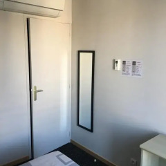 Hotel De Berne 2* Стандартный номер с 2 отдельными кроватями фото 14