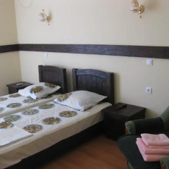Гостиница Guest House Orekhovaya Roscha в Анапе отзывы, цены и фото номеров - забронировать гостиницу Guest House Orekhovaya Roscha онлайн Анапа комната для гостей фото 3