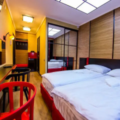Hostel & Lux Victoria Стандартный номер с 2 отдельными кроватями фото 5