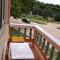 Отель Lanta Orange House Номер Делюкс фото 4