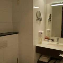 Van der Valk Hotel Amersfoort A1 4* Номер Делюкс с различными типами кроватей фото 5