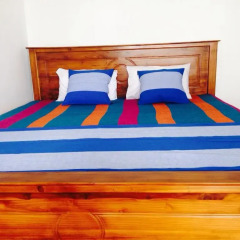 Отель Shanthi Guest House комната для гостей фото 5