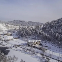 Отель Complex Izvora Болгария, Чепеларе - отзывы, цены и фото номеров - забронировать отель Complex Izvora онлайн спортивное сооружение
