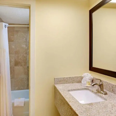 Отель Days Inn by Wyndham Gatlinburg On The River 2* Стандартный номер с различными типами кроватей фото 4
