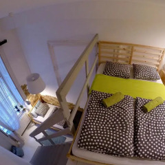 Friends Hostel and Apartments Budapest Стандартный номер с 2 отдельными кроватями фото 2
