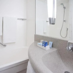 Отель Novotel Brugge Centrum 3* Улучшенный номер с различными типами кроватей