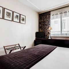 Отель Hôtel Le Roosevelt 4* Стандартный номер с различными типами кроватей фото 3