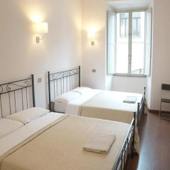 Отель Overseas Guest House Стандартный номер с различными типами кроватей (общая ванная комната) фото 3