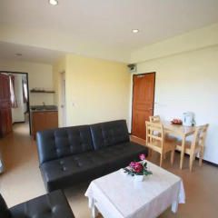 Отель The Icon Place at Nurn Plub Wan 3* Люкс с различными типами кроватей фото 6