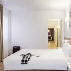 Отель Aparthotel Adagio access Paris Clichy 3* Апартаменты с различными типами кроватей фото 2