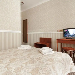 Мини-Отель Consul Стандартный номер двуспальная кровать фото 9