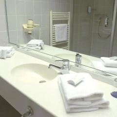 Upstalsboom Hotel Friedrichshain 4* Номер категории Эконом с различными типами кроватей фото 4