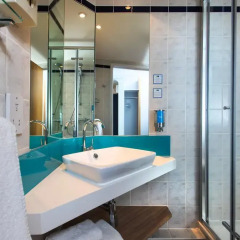 Отель Holiday Inn Express Glasgow Airport 3* Стандартный номер фото 6