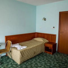 Bariakov Hotel 3* Стандартный семейный номер с двуспальной кроватью фото 10