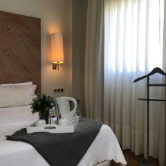 Hotel Entredos комната для гостей
