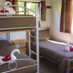 Отель Bowentown Beach Holiday Park 4* Бунгало с различными типами кроватей фото 3