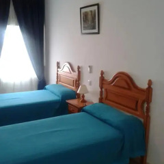 Отель Hostal Naya Стандартный номер с 2 отдельными кроватями фото 3